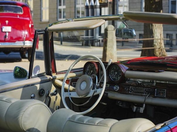 현재 연체 중이거나 연체가 많은 경우